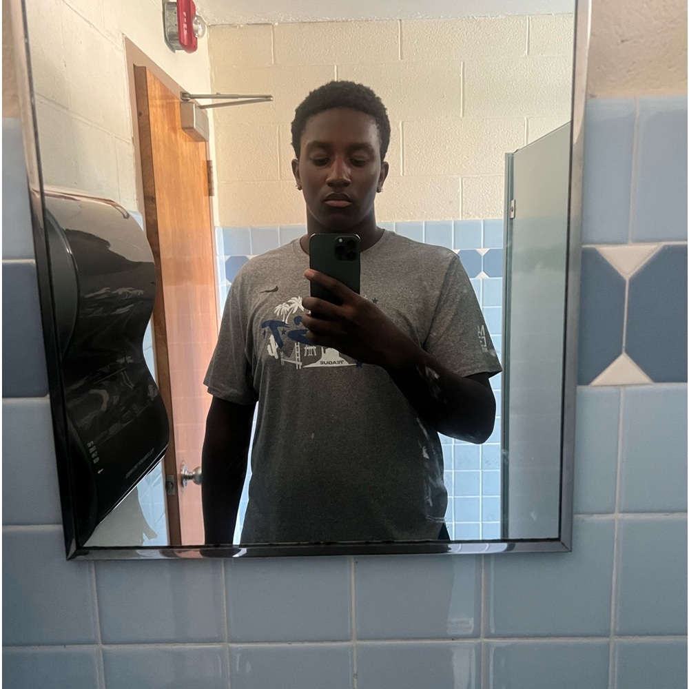 Meet your Posher, Isaiah